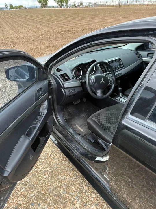 2015 Mitsubishi Lancer 9th Gen - Image 6 of 6