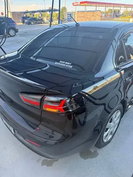 2015 Mitsubishi Lancer ES Sedan