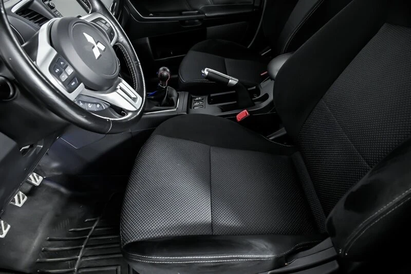 2015 Mitsubishi Lancer Evolution X 9th Gen - Image 20 of 21
