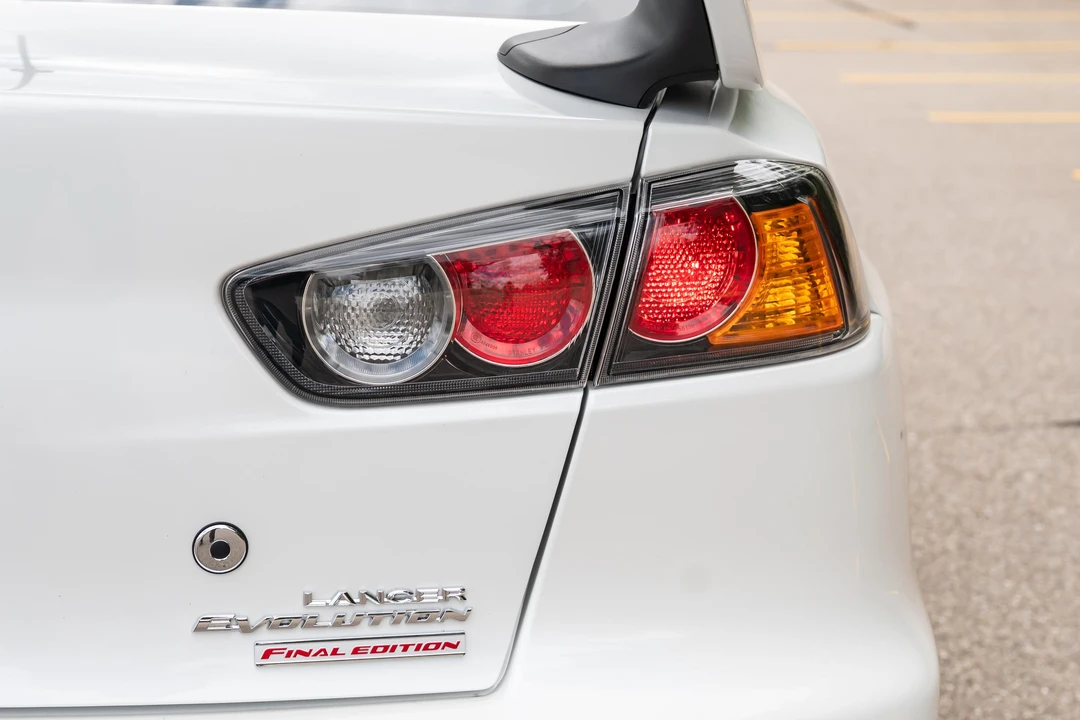 2015 Mitsubishi Lancer Evolution X 9th Gen - Image 25 of 31
