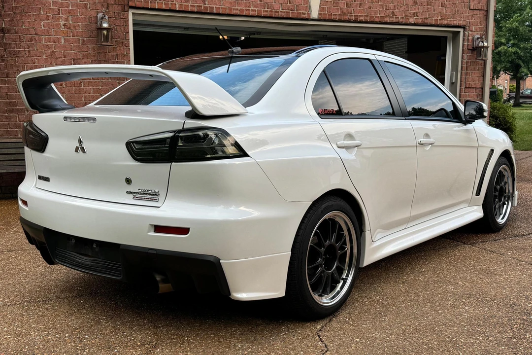 2015 Mitsubishi Lancer Evolution X 9th Gen - Image 4 of 31