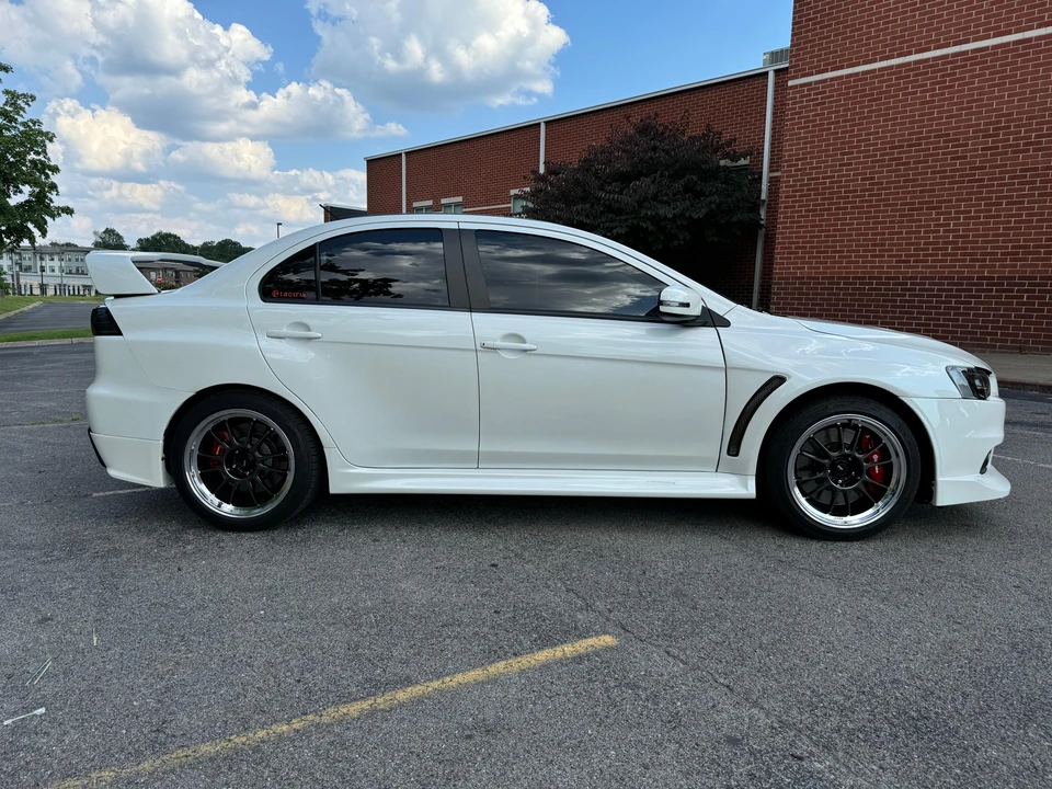 2015 Mitsubishi Lancer Evolution X 9th Gen - Image 20 of 31