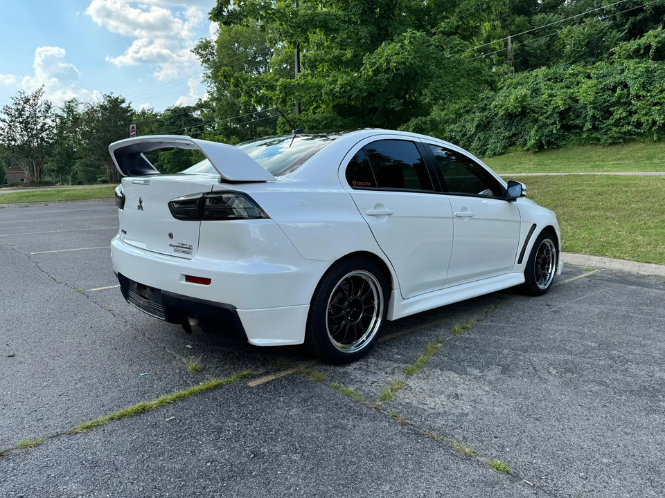 2015 Mitsubishi Lancer Evolution X 9th Gen - Image 19 of 31