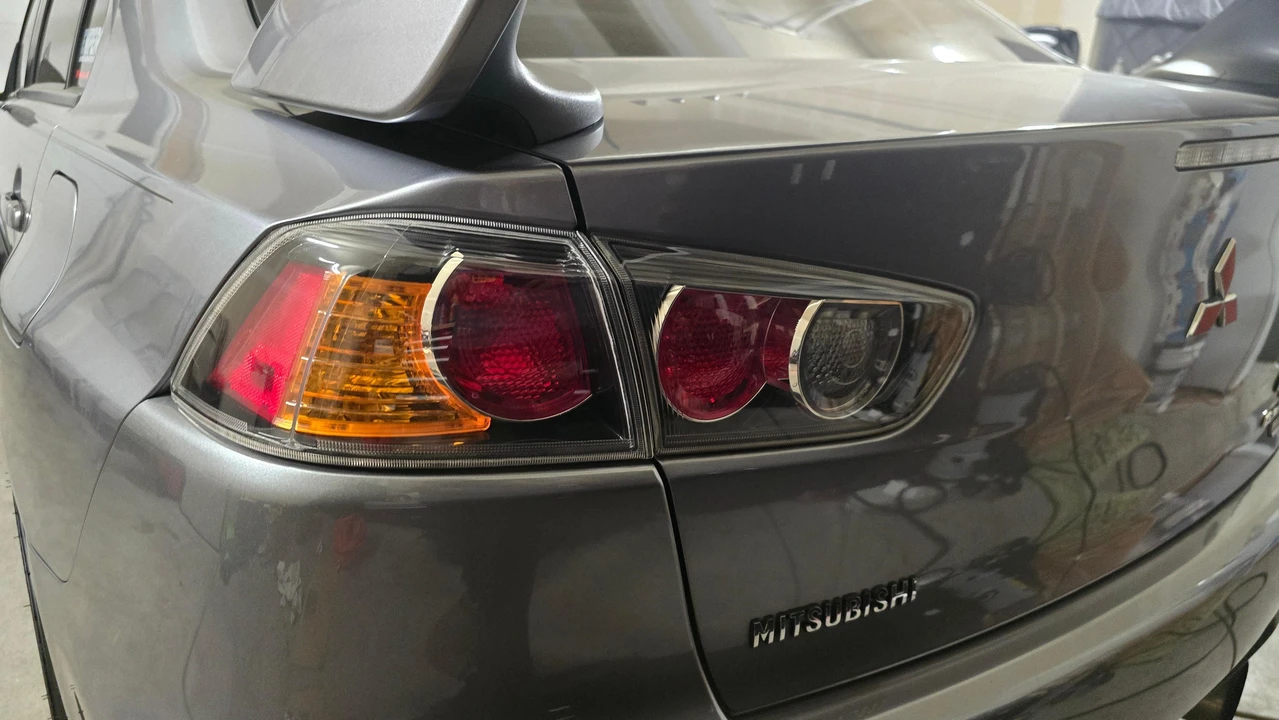 2015 Mitsubishi Lancer Evolution X 9th Gen - Image 12 of 31