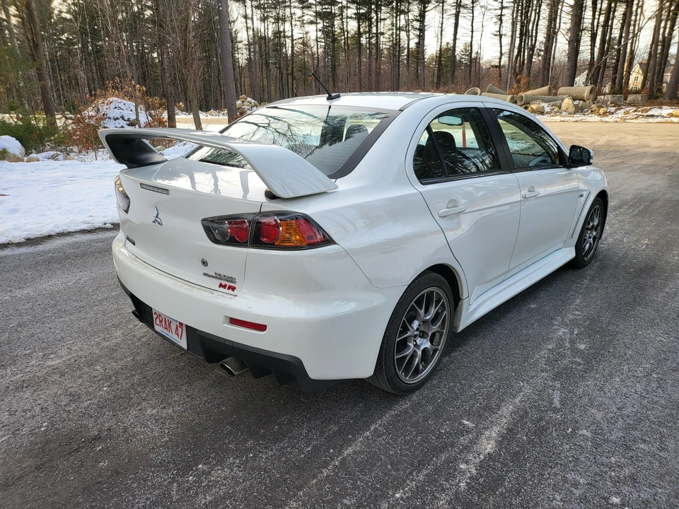 2015 Mitsubishi Lancer Evolution X 9th Gen - Image 12 of 31