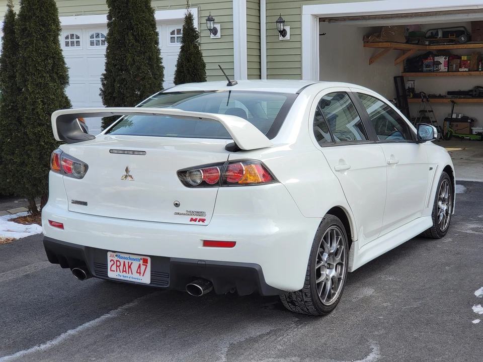 2015 Mitsubishi Lancer Evolution X 9th Gen - Image 11 of 31