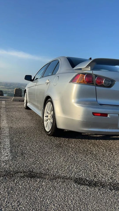 2015 Mitsubishi Lancer 9th Gen - Image 4 of 8
