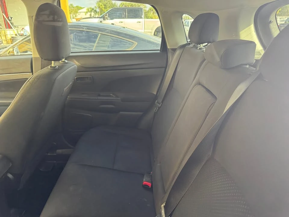 2015 Mitsubishi Outlander Sport - Image 4 of 4