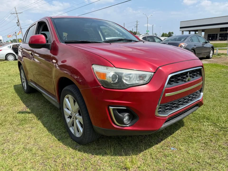 2015 Mitsubishi Outlander - Image 3 of 13