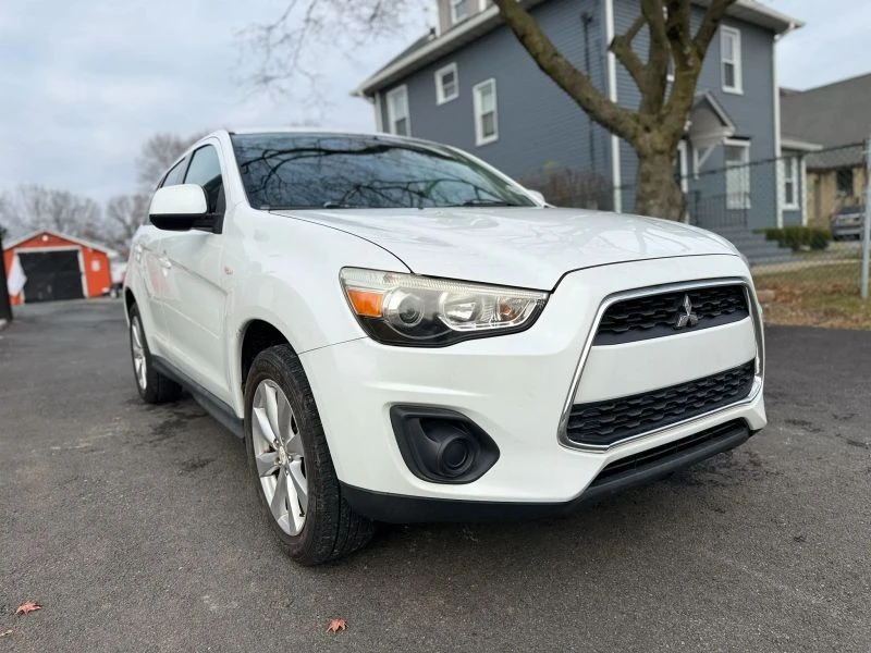 2015 Mitsubishi Outlander Sport - Image 3 of 12