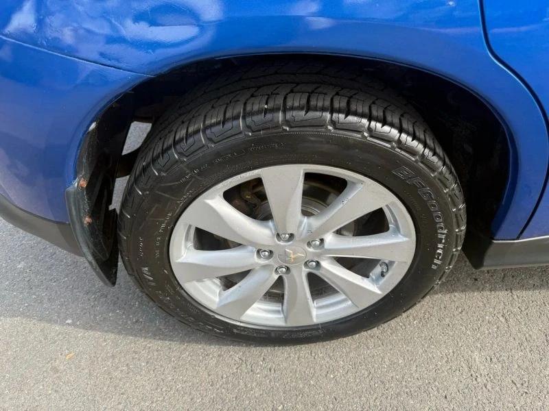 2015 Mitsubishi Outlander Sport - Image 11 of 12