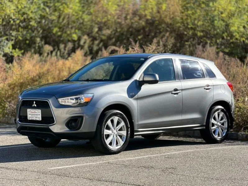 2015 Mitsubishi Outlander Sport - Image 4 of 12