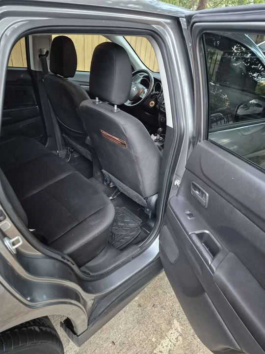 2015 Mitsubishi Outlander Sport - Image 11 of 13