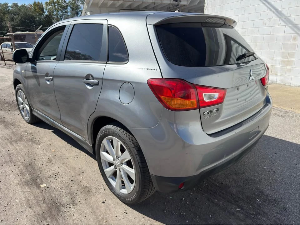 2015 Mitsubishi Outlander Sport - Image 6 of 16
