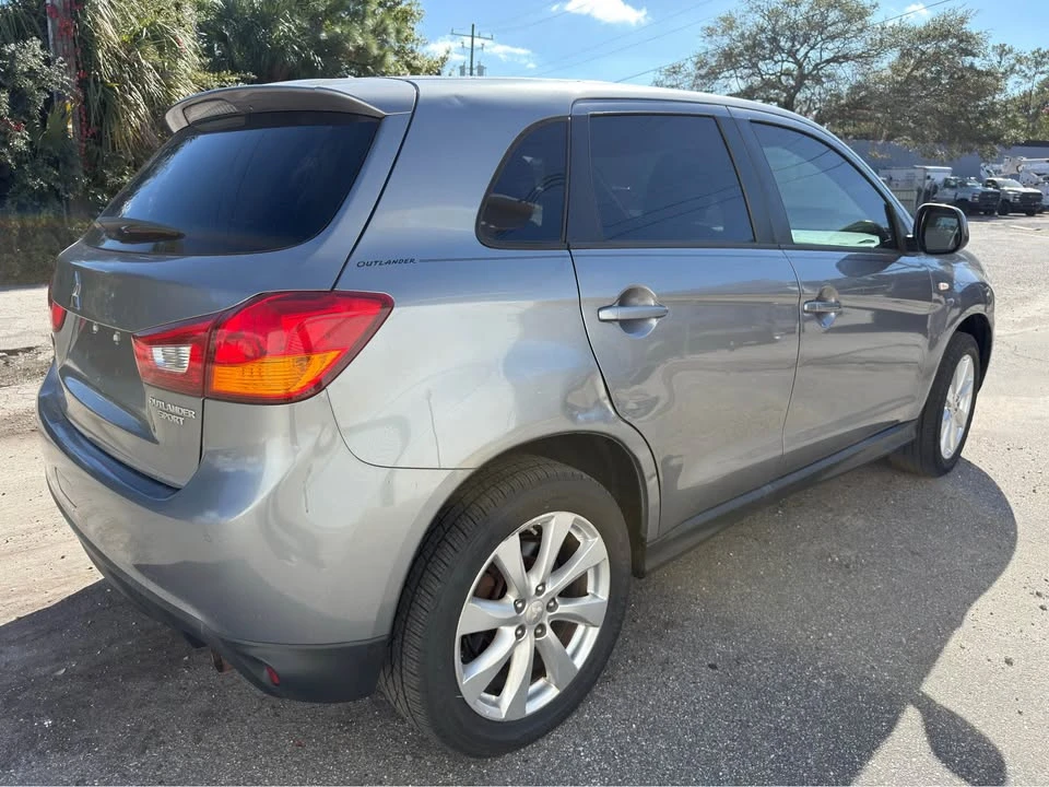 2015 Mitsubishi Outlander Sport - Image 4 of 16