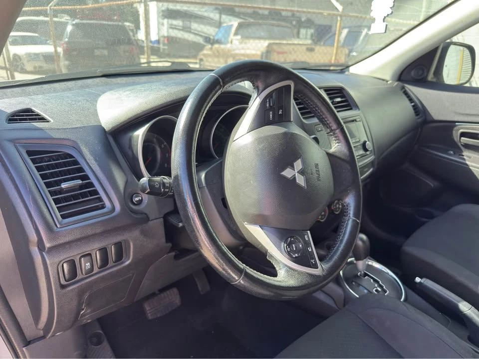 2015 Mitsubishi Outlander Sport - Image 12 of 16