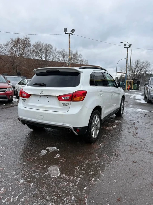 2015 Mitsubishi RVR - Image 5 of 12