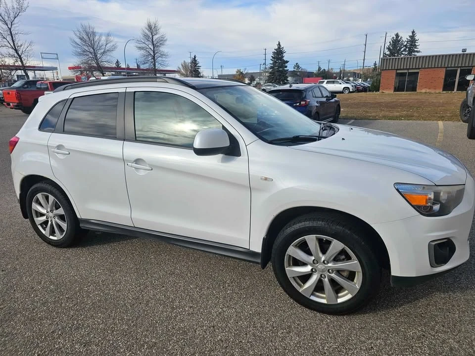 2015 Mitsubishi Outlander Sport - Image 6 of 8