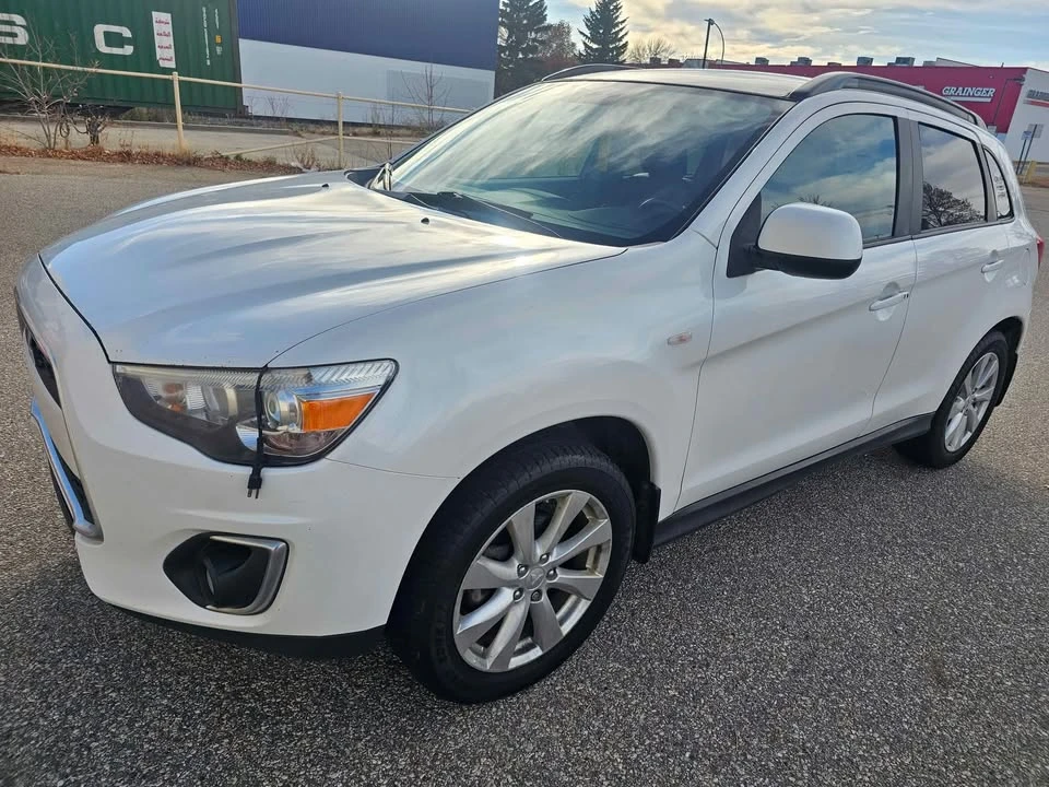 2015 Mitsubishi Outlander Sport - Image 2 of 8