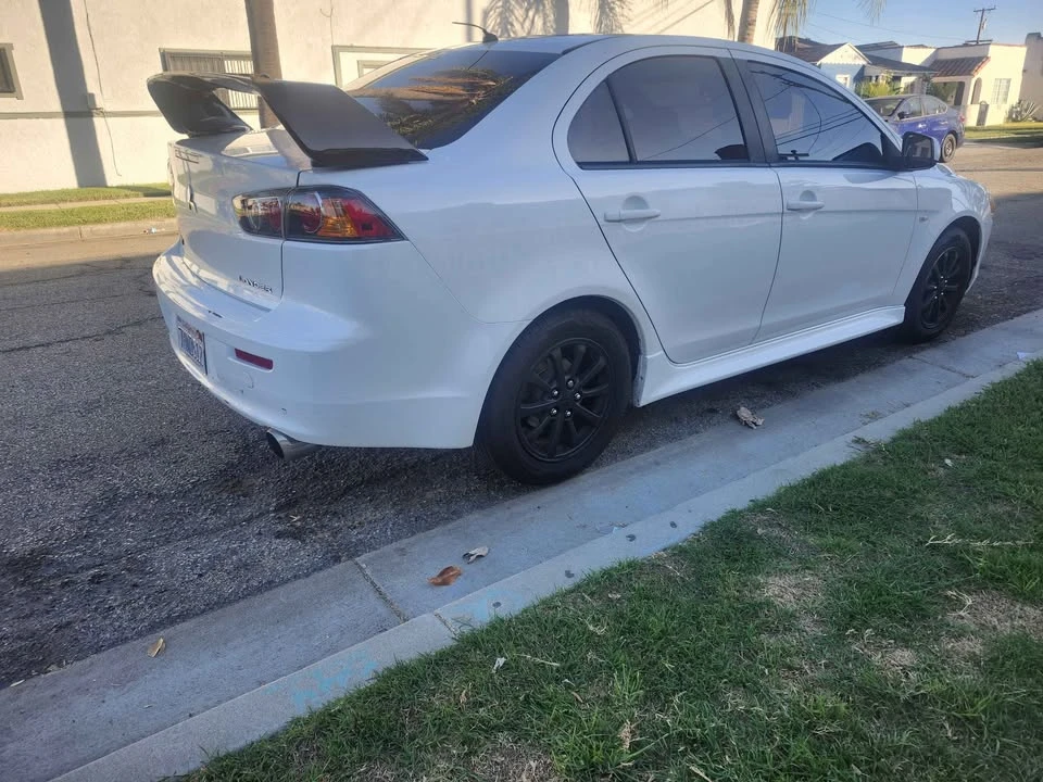 2015 Mitsubishi Lancer 9th Gen - Image 4 of 8
