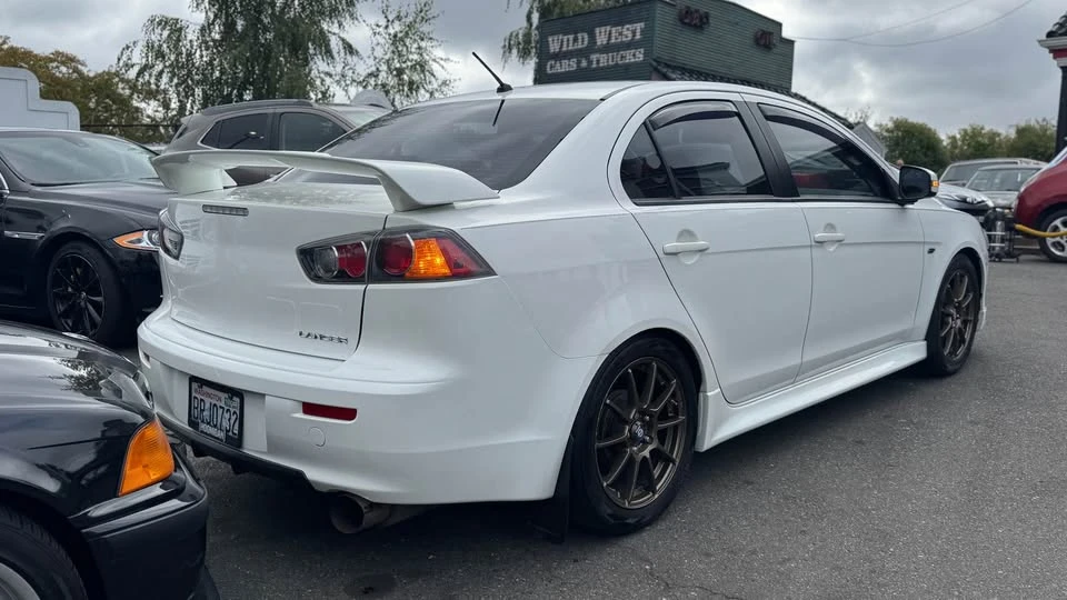 2015 Mitsubishi Lancer 10th Gen - Image 5 of 5
