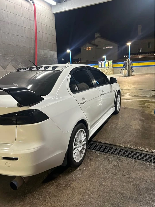 2015 Mitsubishi Lancer 10th Gen - Image 8 of 8