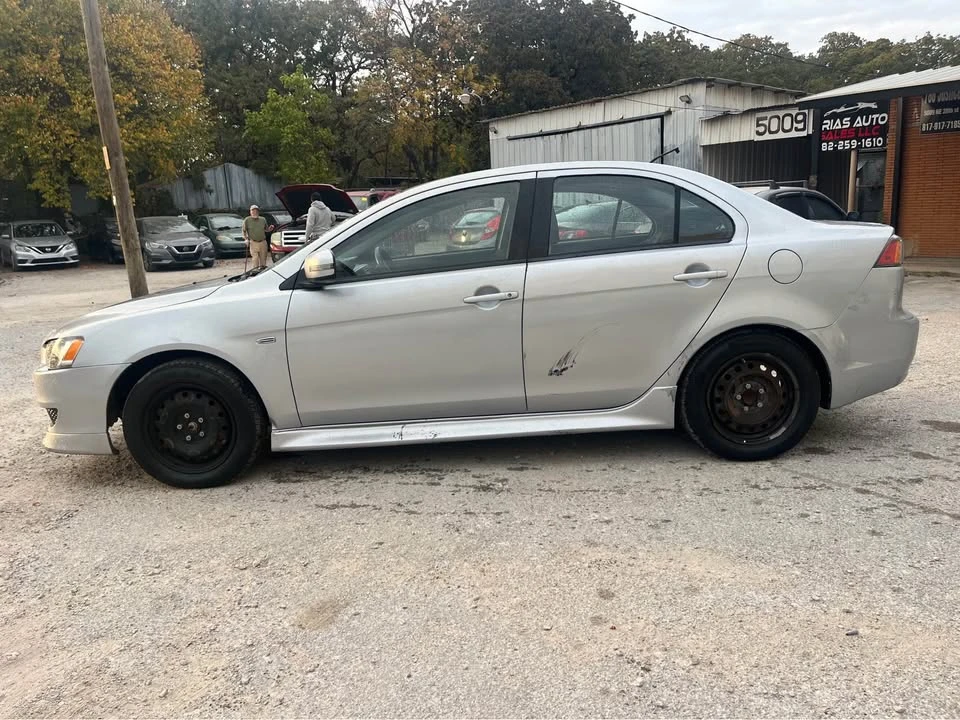 2015 Mitsubishi Lancer 10th Gen - Image 5 of 16