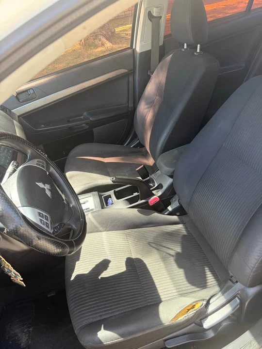 2015 Mitsubishi Lancer 9th Gen - Image 9 of 10