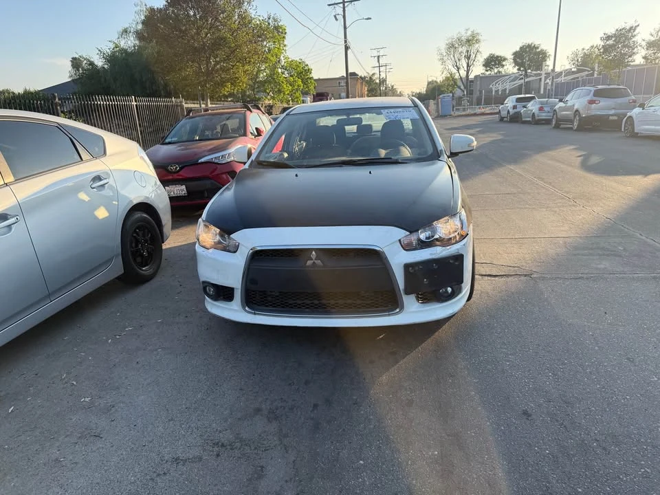 2015 Mitsubishi Lancer 9th Gen - Image 9 of 17