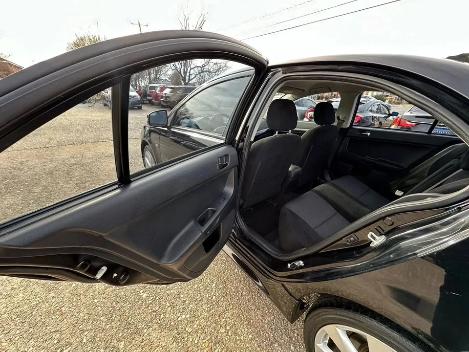 2015 Mitsubishi Lancer 9th Gen - Image 15 of 19