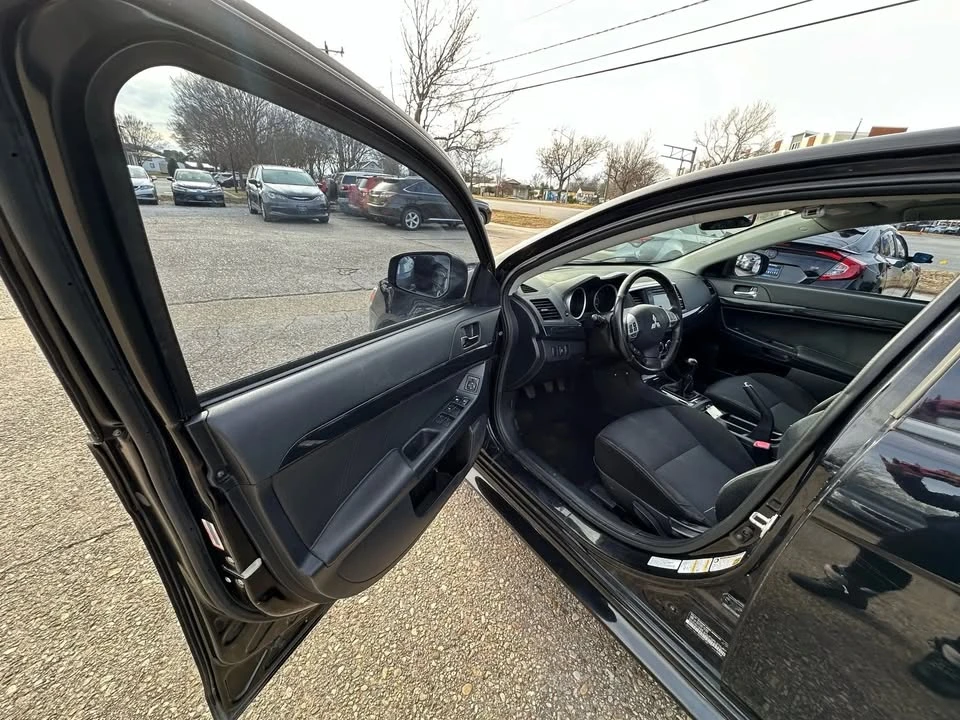 2015 Mitsubishi Lancer 9th Gen - Image 9 of 19
