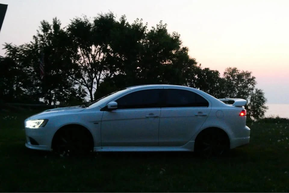 2015 Mitsubishi Lancer 8th Gen - Image 3 of 4