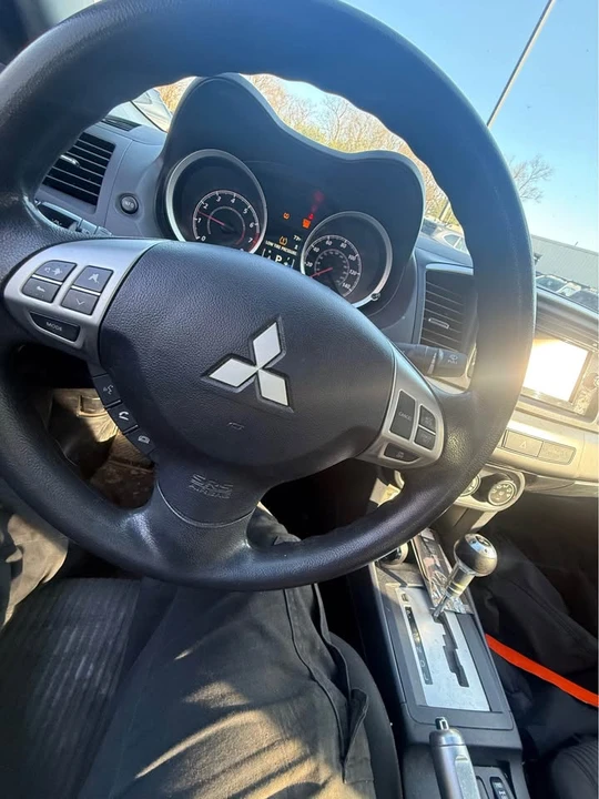2015 Mitsubishi Lancer 9th Gen - Image 6 of 6