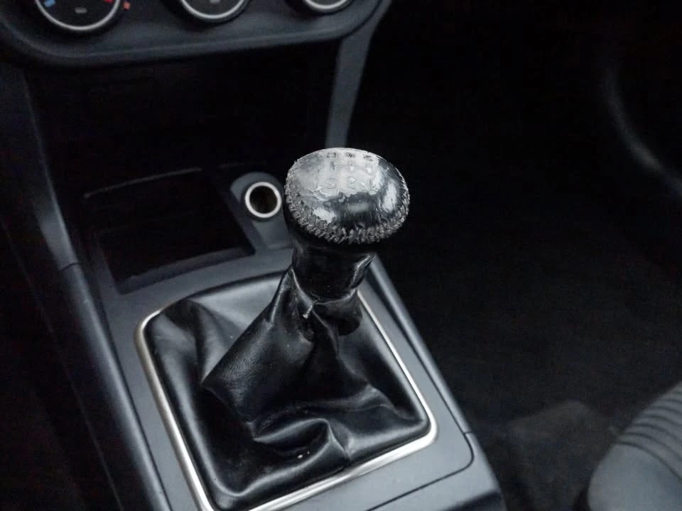 2015 Mitsubishi Lancer 10th Gen - Image 15 of 19