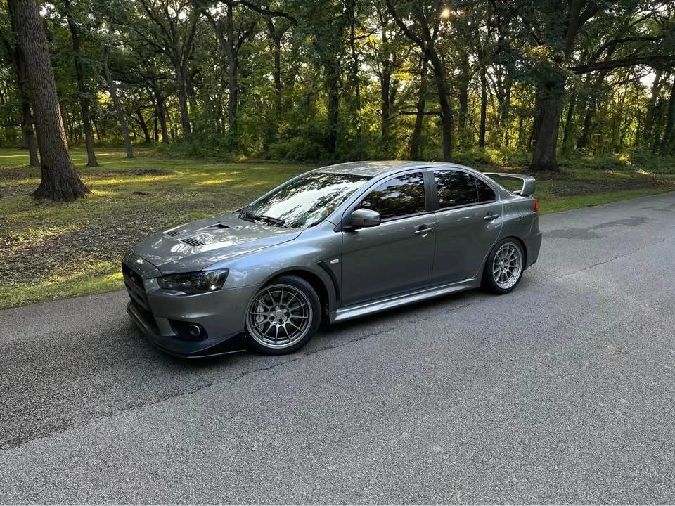 2015 Mitsubishi Lancer Evolution X 9th Gen - Image 2 of 11