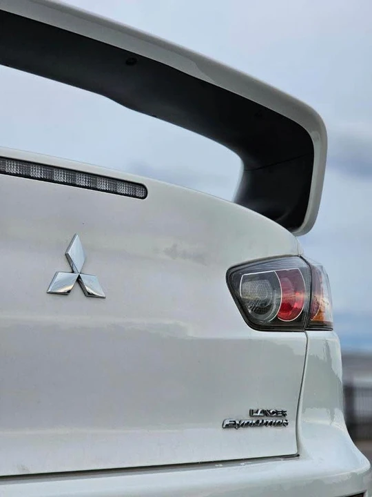 2015 Mitsubishi Lancer Evolution X 9th Gen - Image 12 of 17