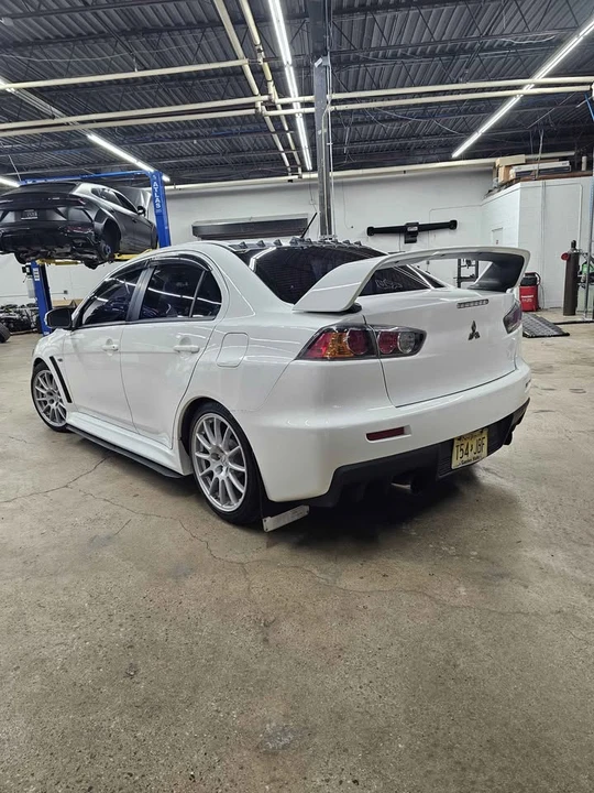 2015 Mitsubishi Lancer Evolution X 9th Gen - Image 5 of 17