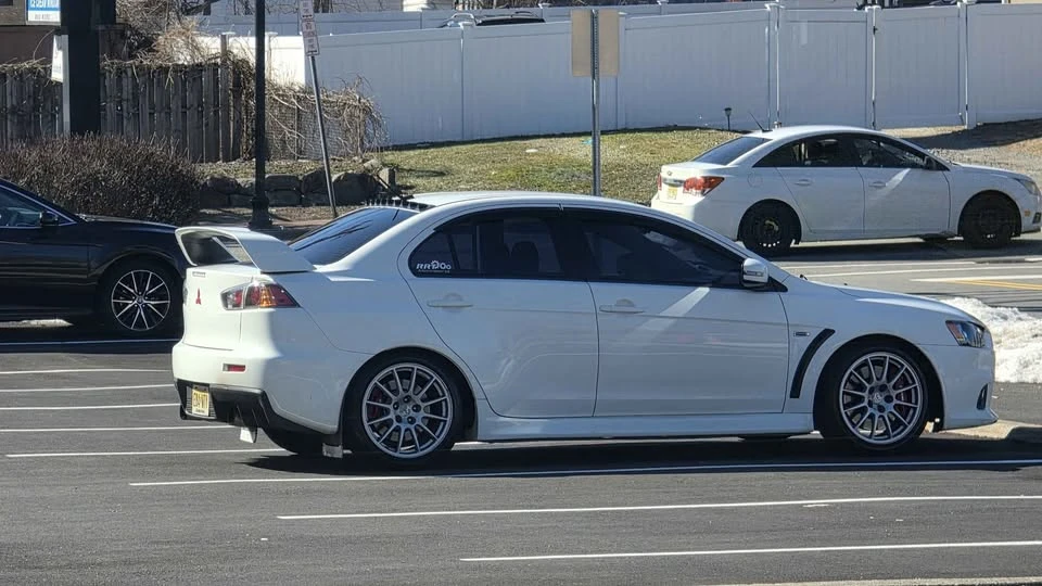 2015 Mitsubishi Lancer Evolution X 9th Gen - Image 6 of 9