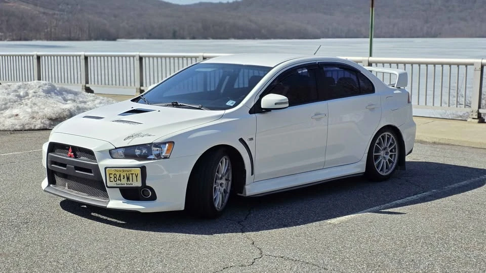 2015 Mitsubishi Lancer Evolution X 9th Gen - Image 4 of 9