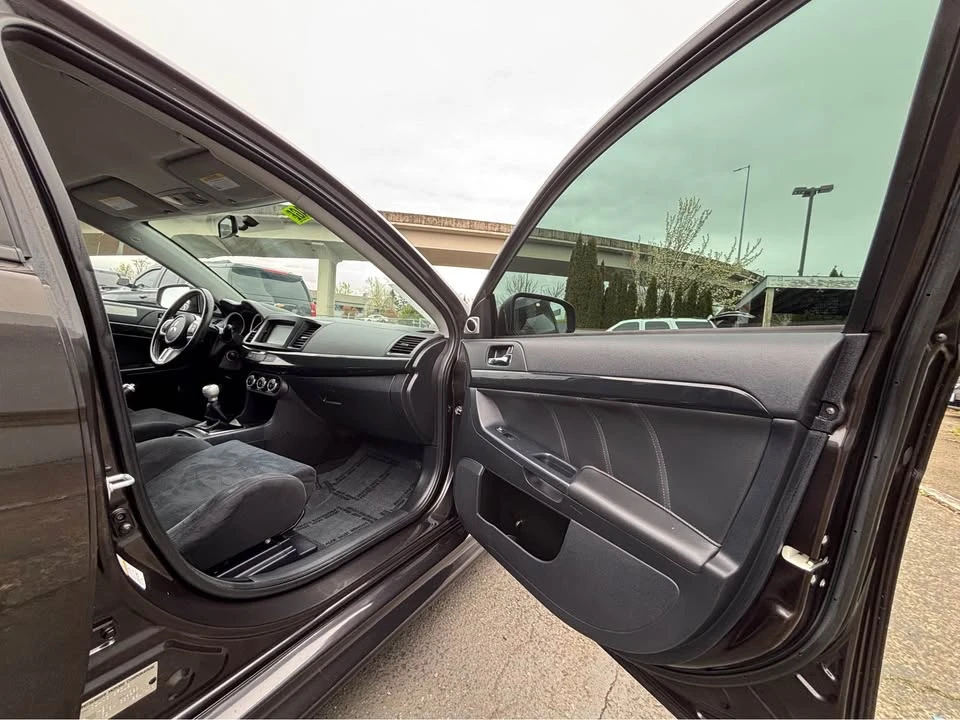 2015 Mitsubishi Lancer Evolution X 9th Gen - Image 19 of 20