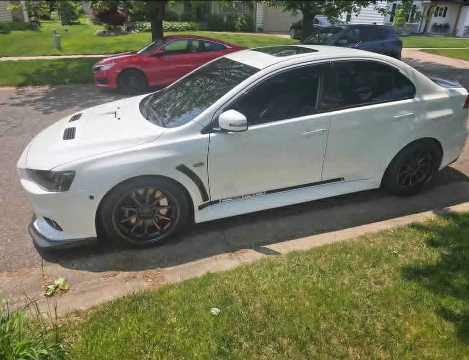 2015 Mitsubishi Lancer Evolution X 9th Gen - Image 4 of 11