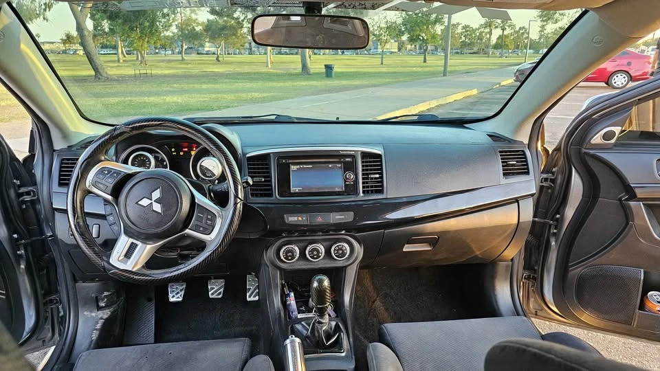 2015 Mitsubishi Lancer Evolution X 9th Gen - Image 2 of 6
