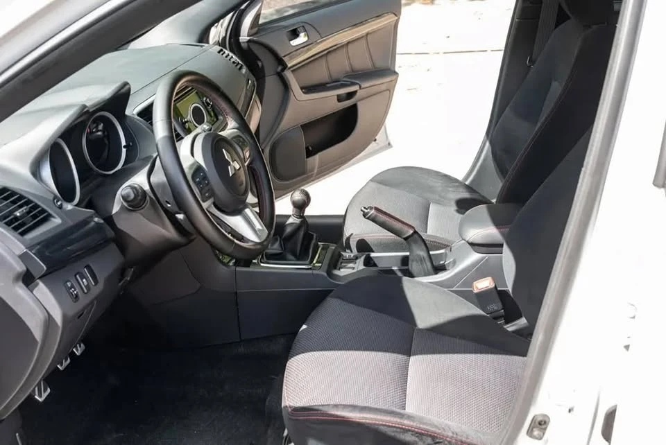 2015 Mitsubishi Lancer Evolution X 9th Gen - Image 6 of 9