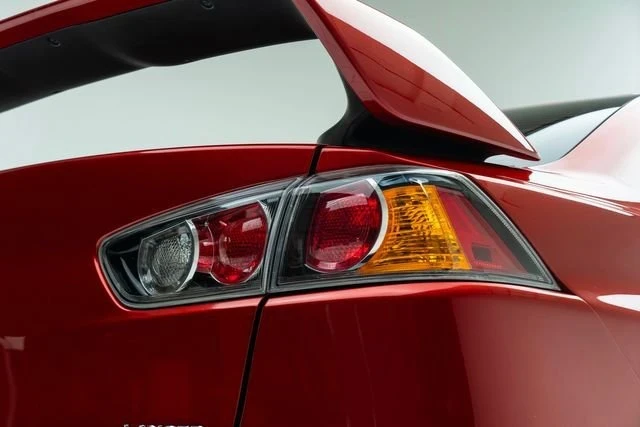 2015 Mitsubishi Lancer Evolution X 9th Gen - Image 11 of 20