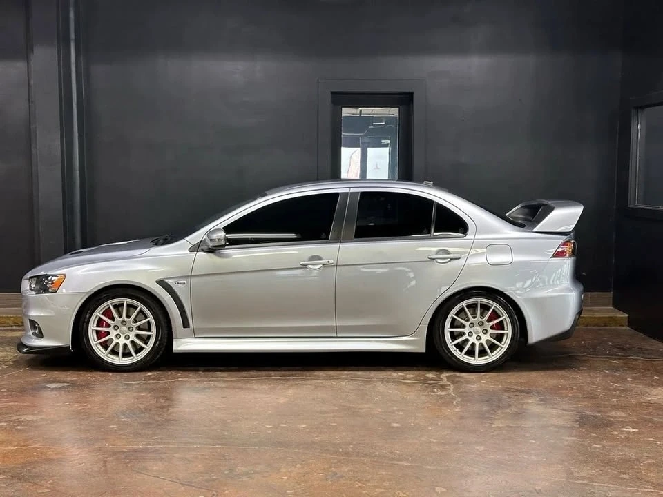 2015 Mitsubishi Lancer Evolution X 9th Gen - Image 9 of 19