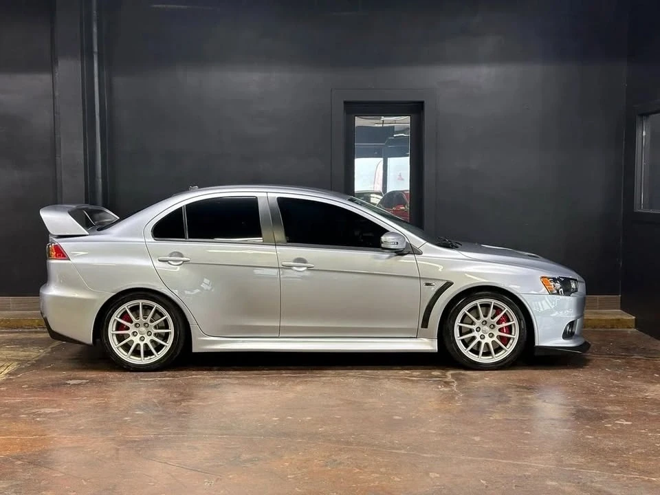 2015 Mitsubishi Lancer Evolution X 9th Gen - Image 8 of 19