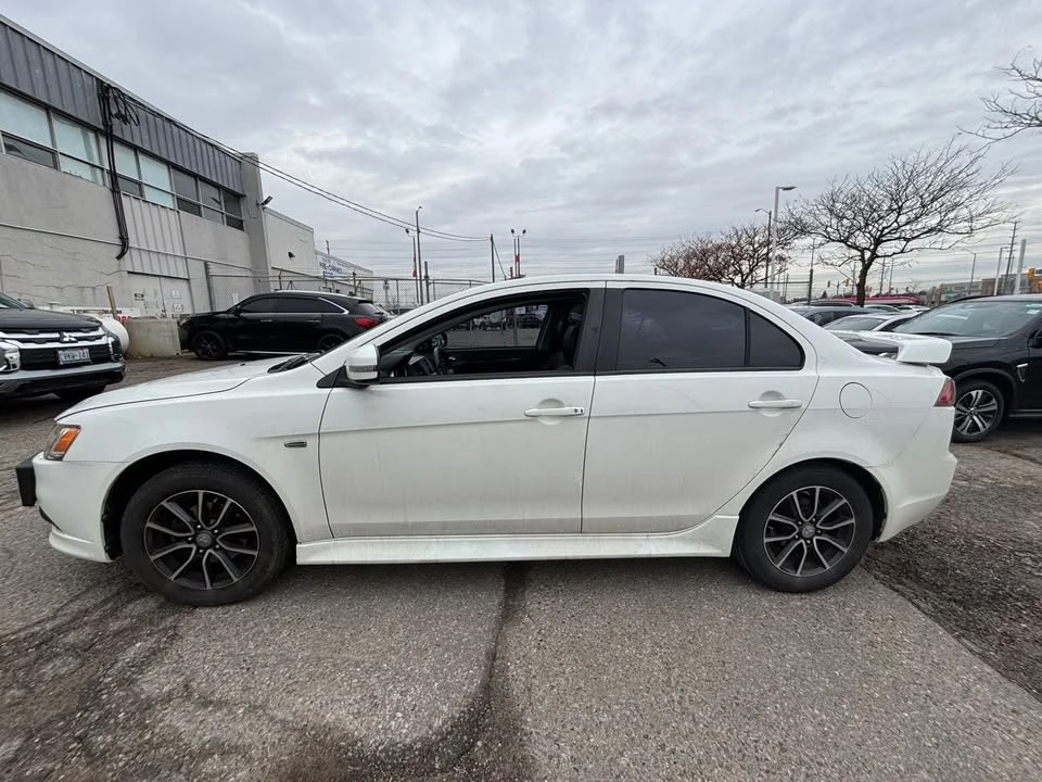 2015 Mitsubishi Lancer 10th Gen - Image 2 of 3
