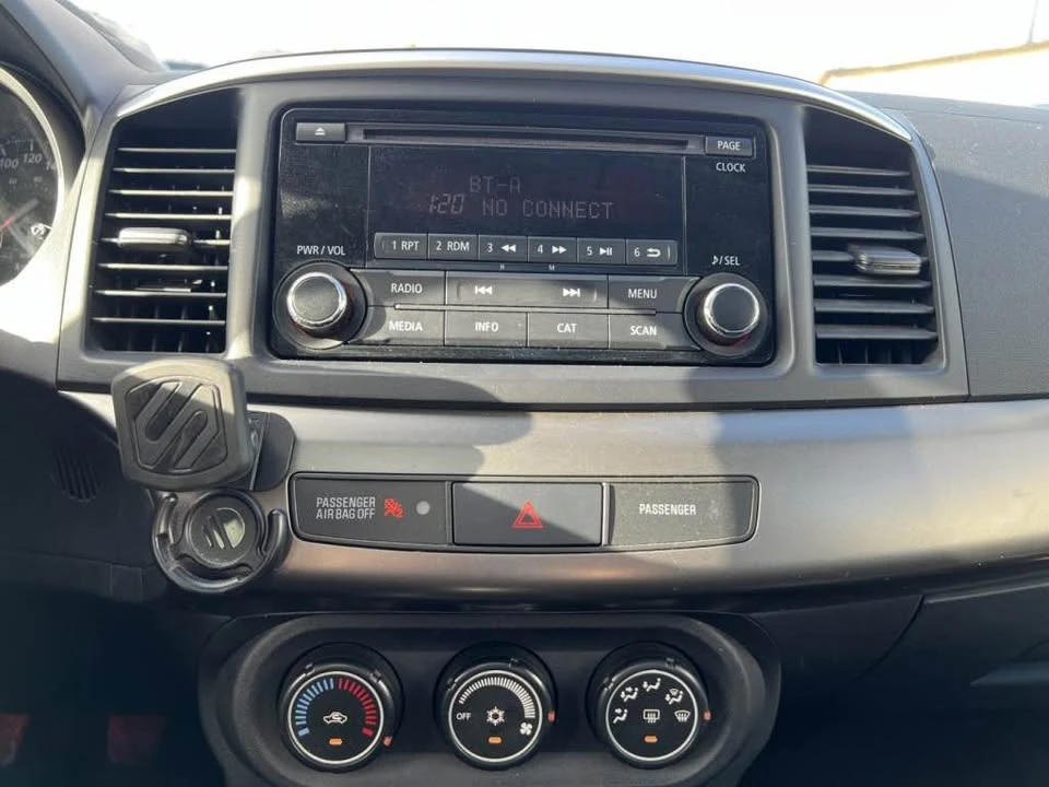 2015 Mitsubishi Lancer 10th Gen - Image 13 of 18