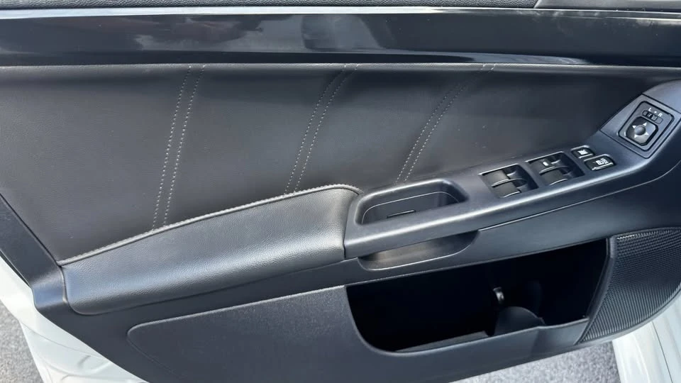 2015 Mitsubishi Lancer 10th Gen - Image 17 of 19