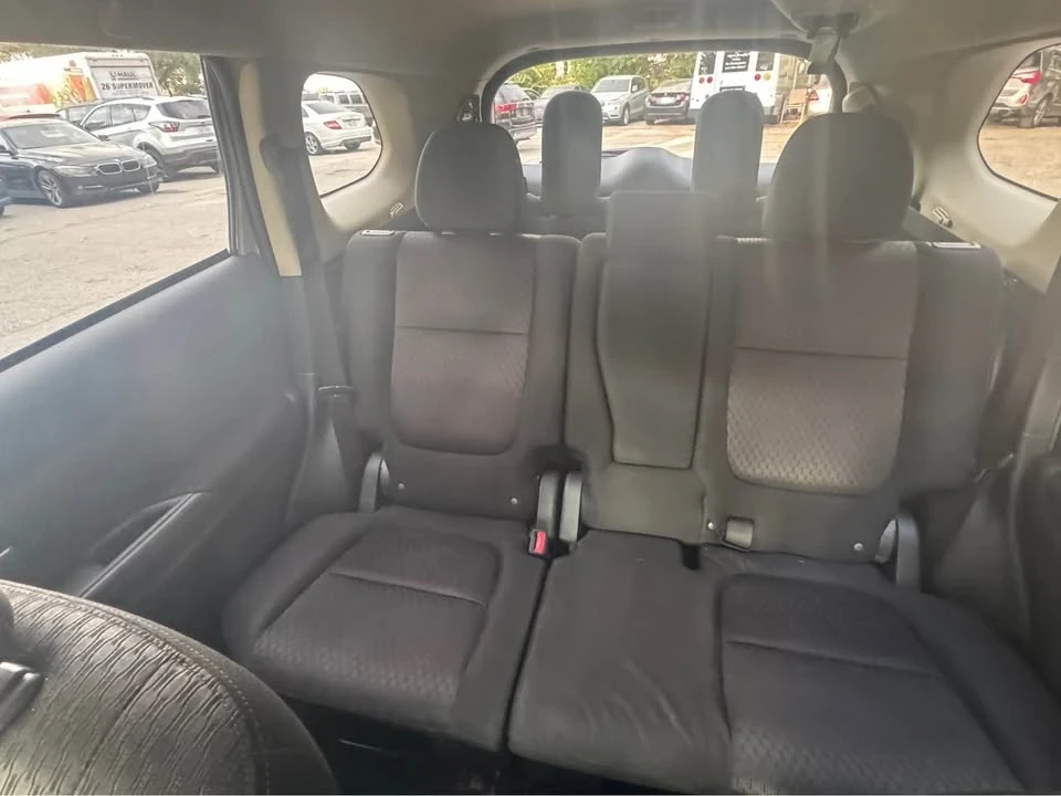 2015 Mitsubishi Outlander - Image 12 of 15